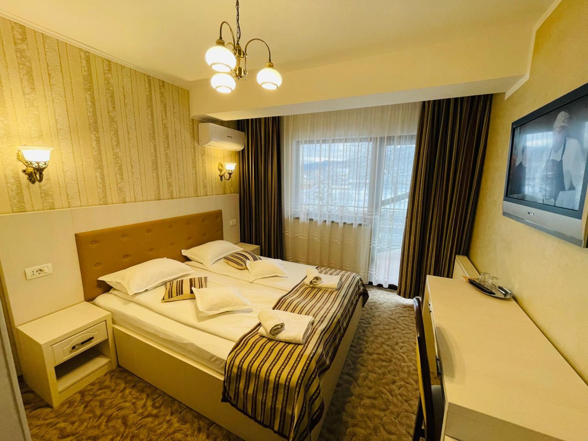 Pensiunea Ianis Affittacamere 3*